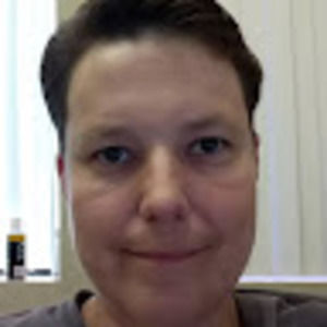 Meet your Posher, Yvette